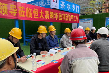  氯化钠注液喷雾有什么作用,地球是圆的，如果在海洋中钻穿地壳，那海水会流出地球吗？